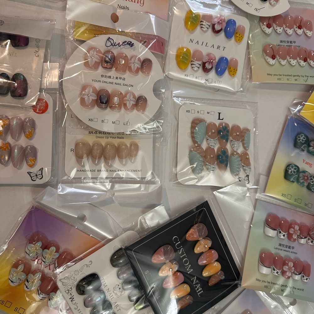 Handmade press on nails size M and L - Picture 3 of 14